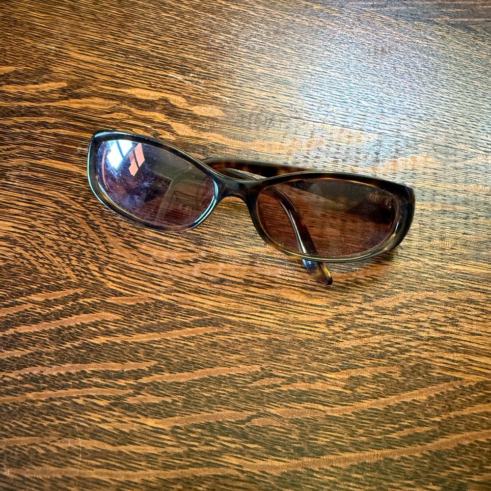 Vintage Gucci Tortoise Shell Women's Sunglasses